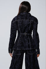 FEELS LIKE MONEY DENIM BUTTON DOWN