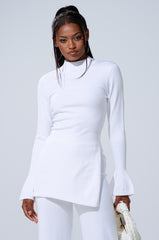 GET COZY WITH ME OVERSIZED SWEATER IN WHITE