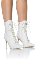 AZALEA WANG ASTORIA LACE UP STILETTO BOOTIE IN WHITE