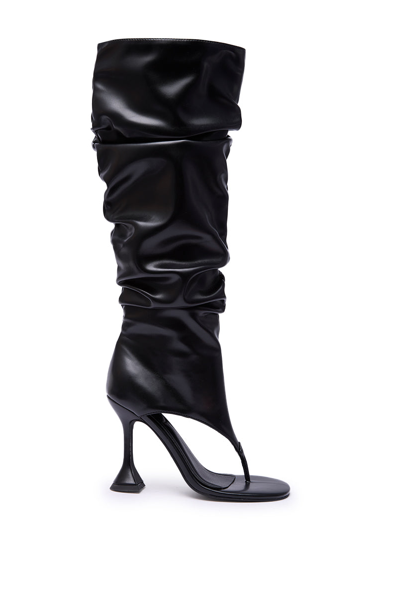 AZALEA WANG CECILL BLACK RUCHED UPPER GLADIATOR SANDAL