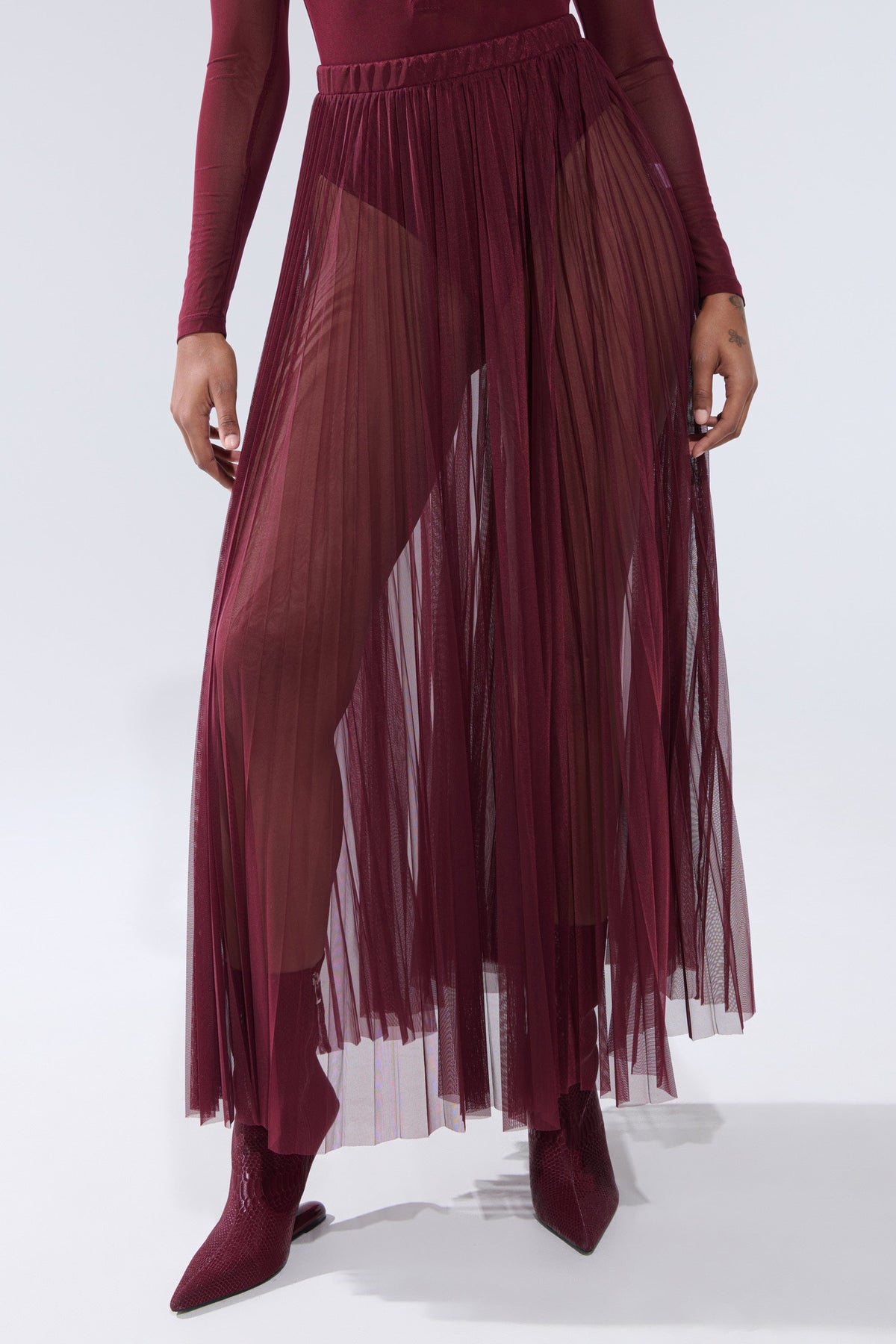 ON FIRE MESH MAXI SKIRT