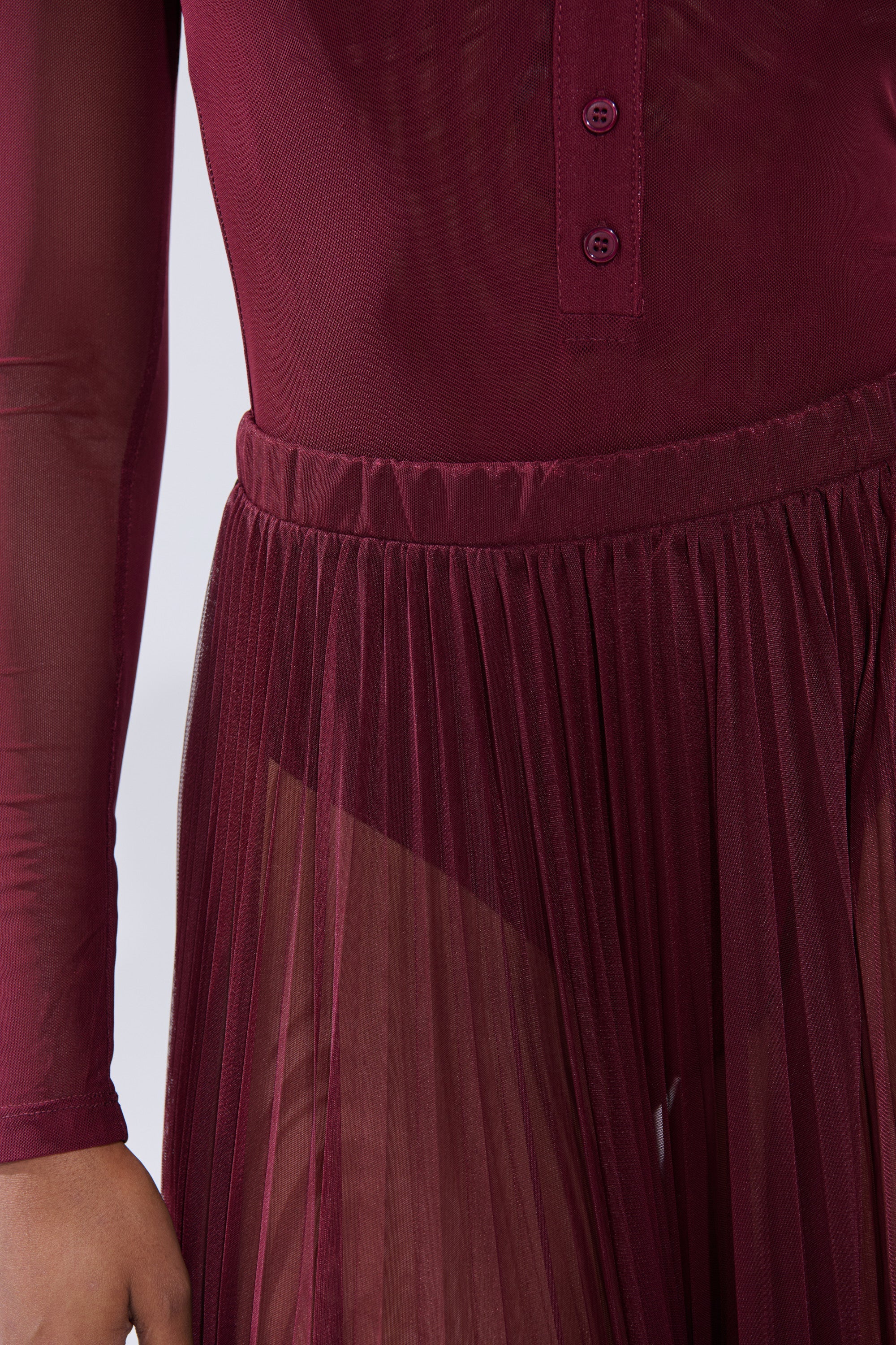 ON FIRE MESH MAXI SKIRT