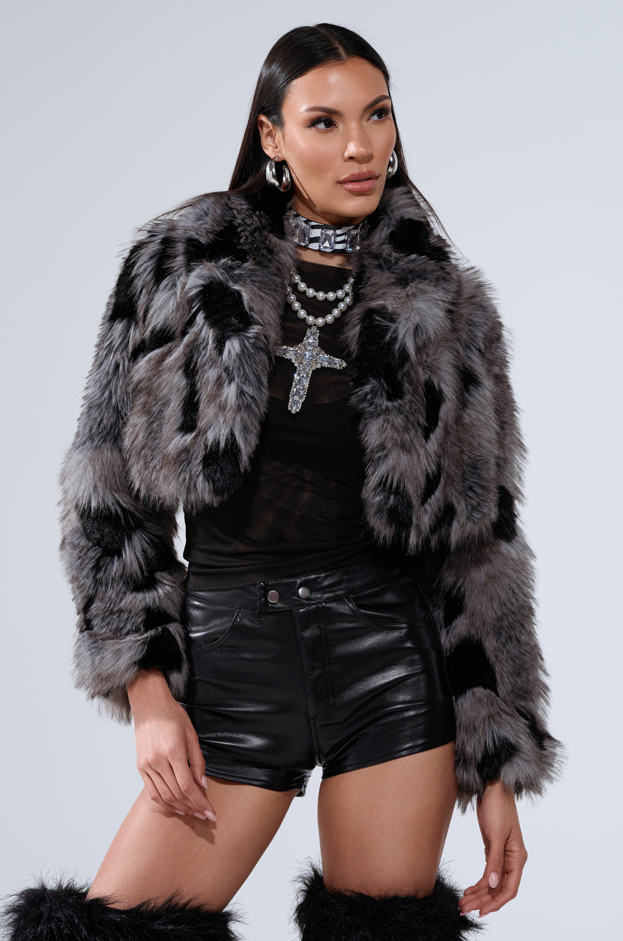 AUSTIN CROPPED FAUX FUR IN GREY
