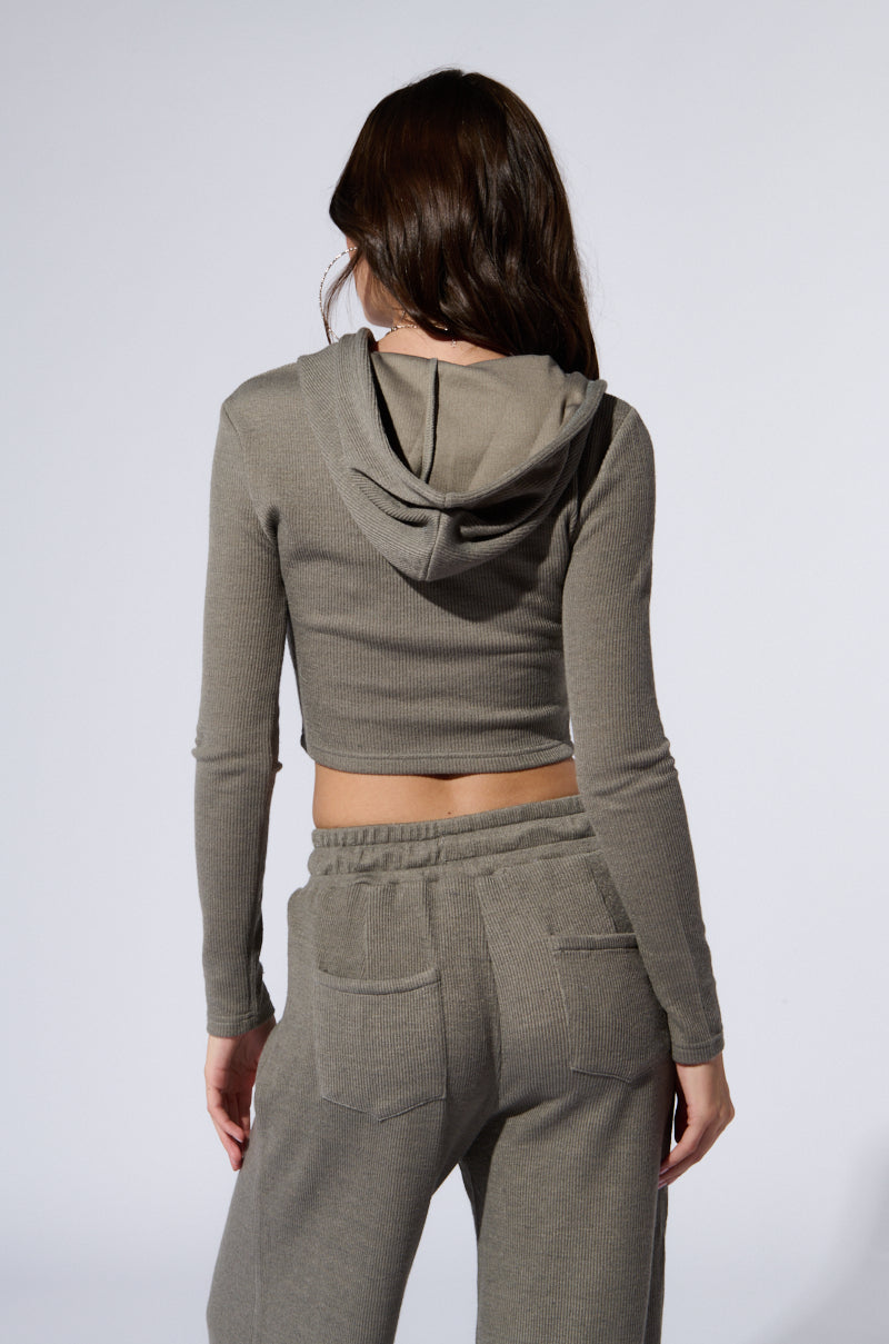 EYES ON ME RIB KNIT ZIP UP IN GREY