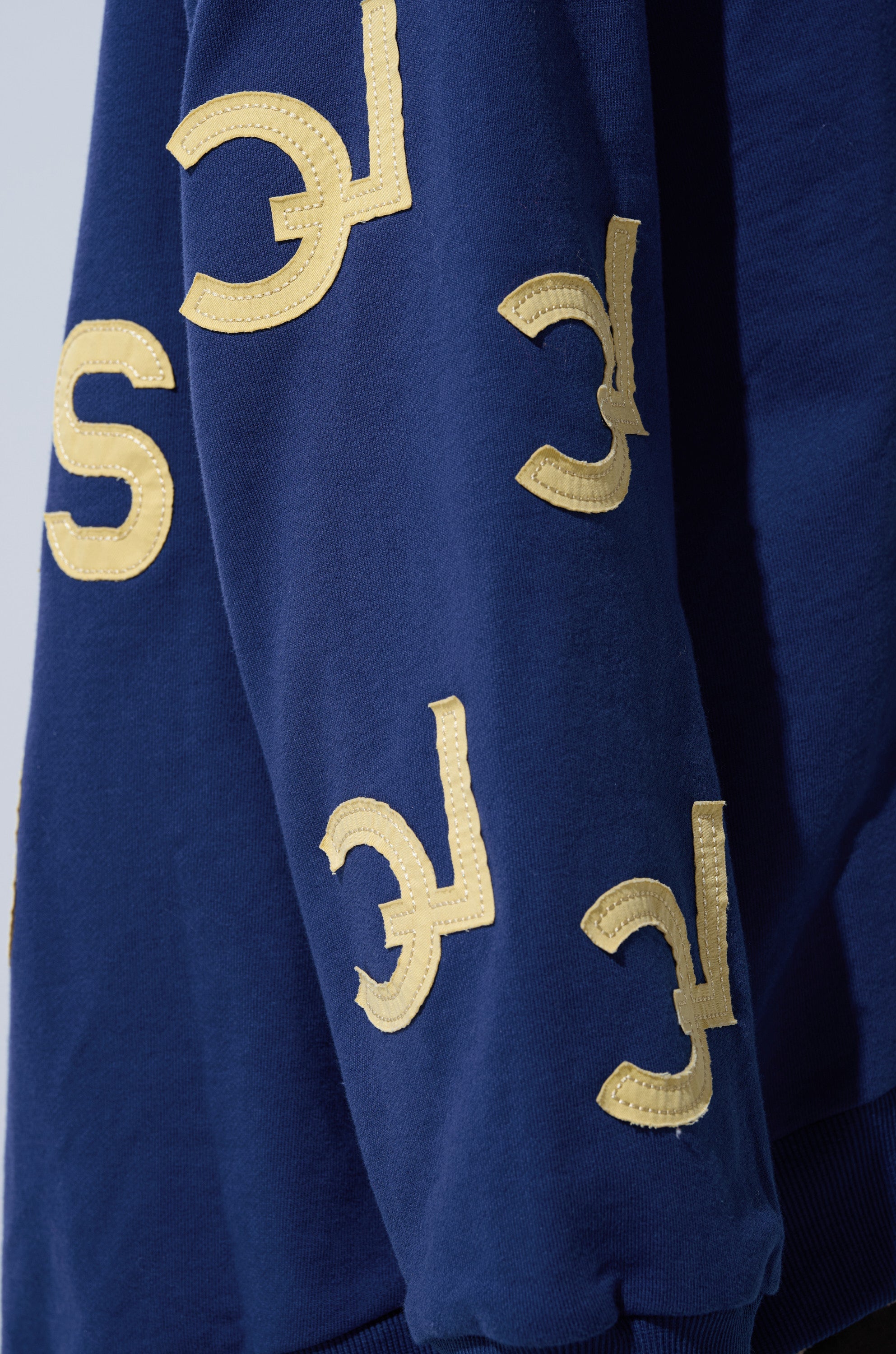 CITY LOVER OVERSIZED SWEATSHIRT