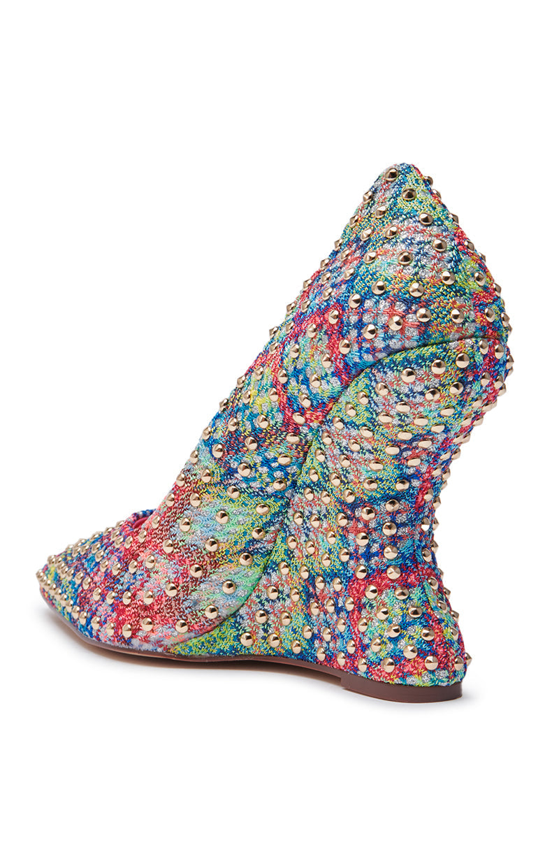 AZALEA WANG MAYUR MULTI WEDGE PUMP WITH STUD DETAIL