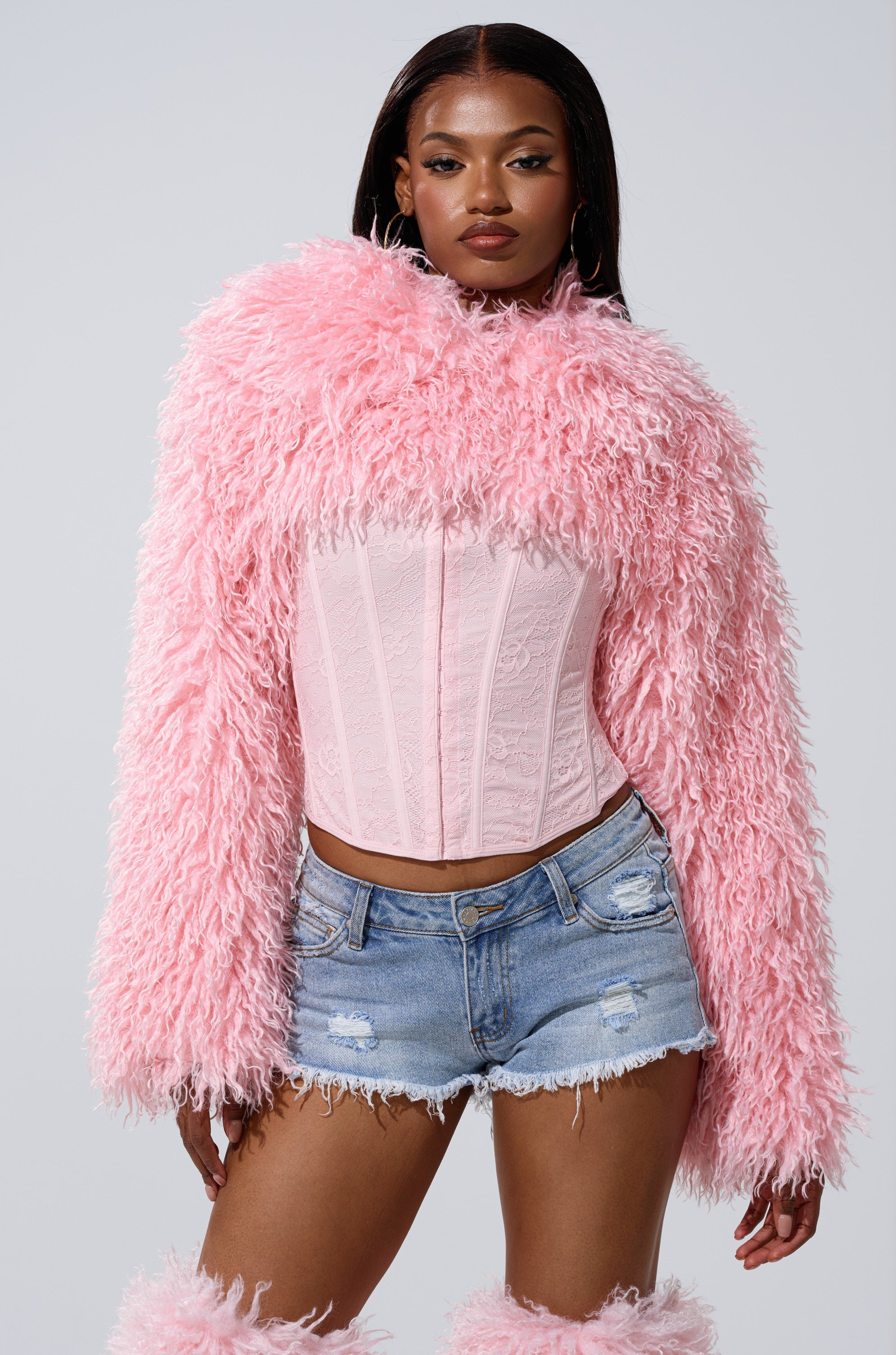 LEILA ULTRA CROP FAUX FUR IN LIGHT PINK