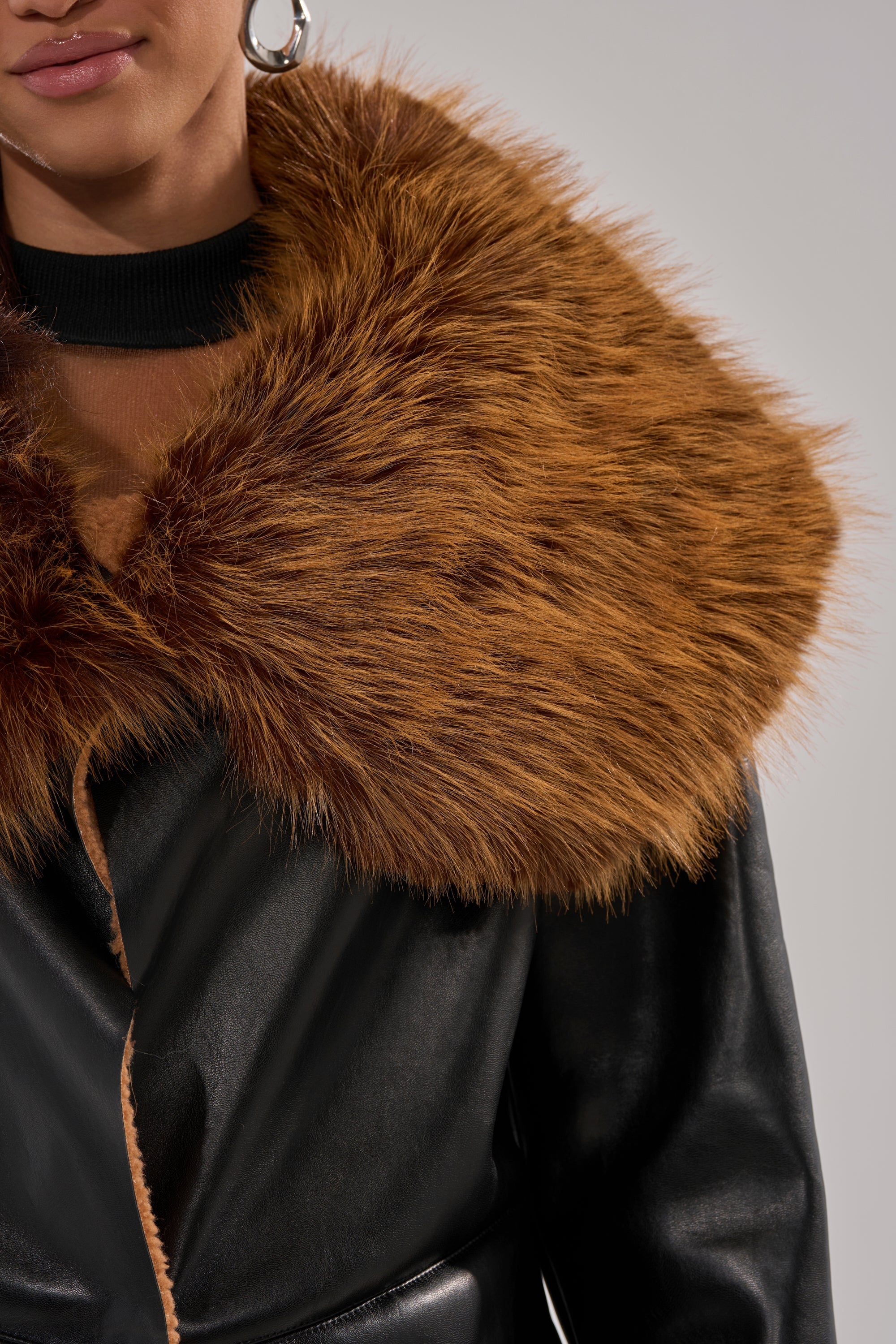 SIREN FUR TRIM TRENCH COAT