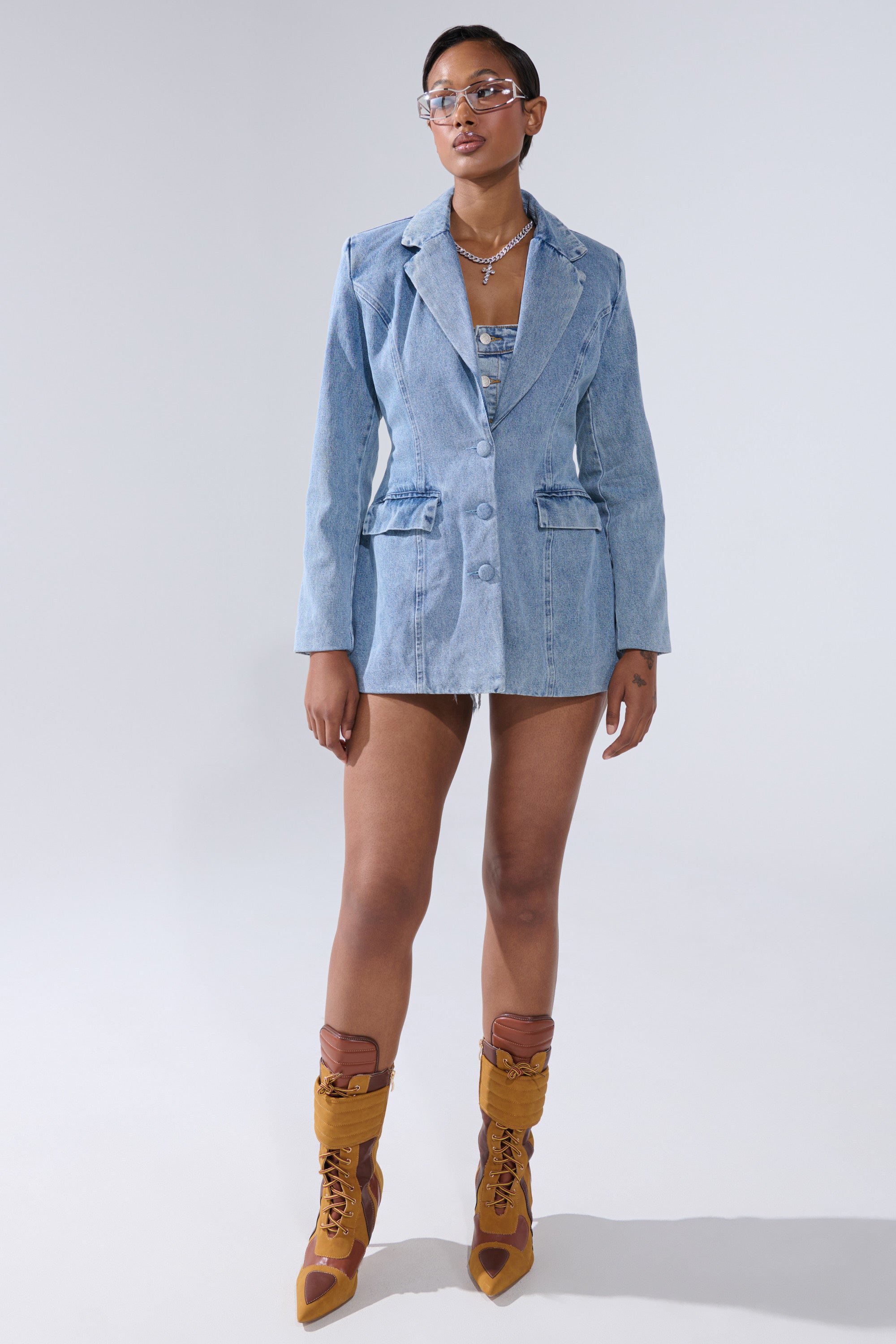 BACKLESS DENIM BLAZER