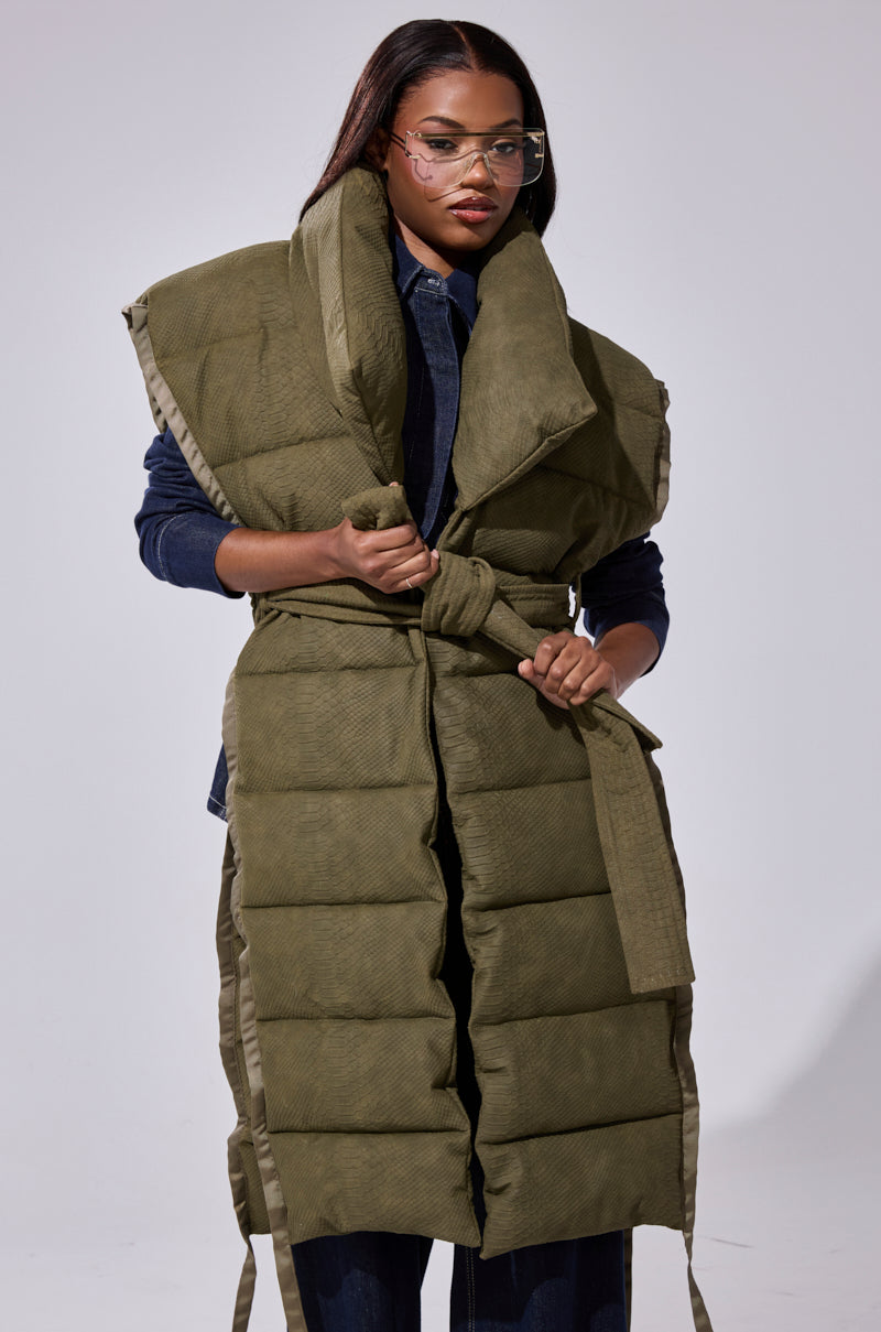 PILOT JONES LONGLINE PUFFER VEST IN CROC SUEDE