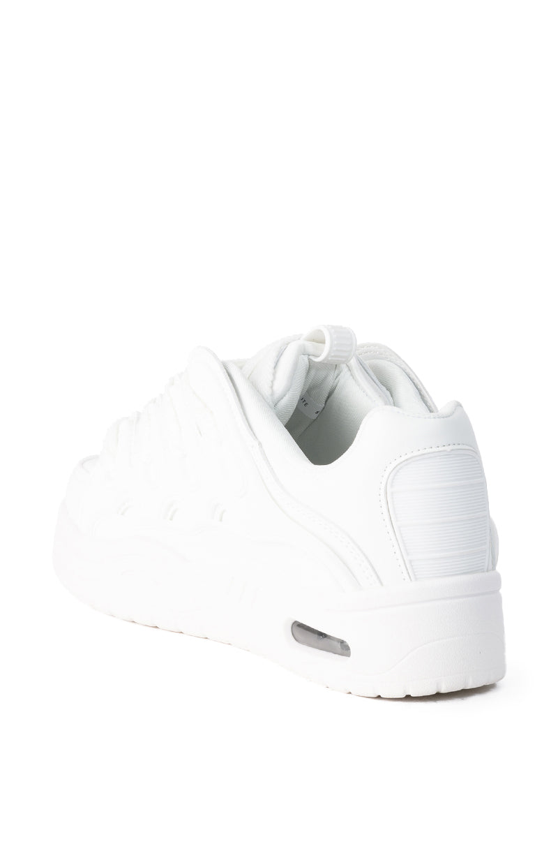 AZALEA WANG KORR WHITE SNEAKER
