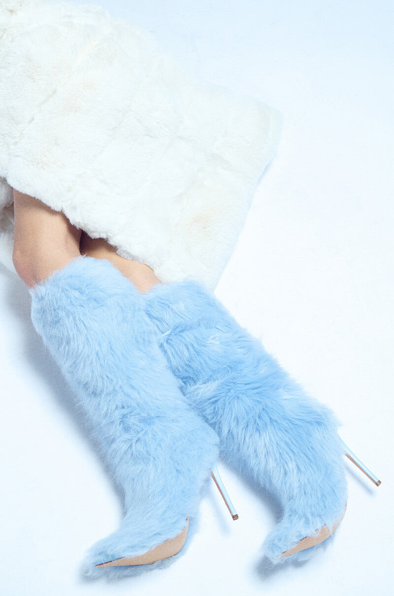 AZALEA WANG UPSETTER BLUE FURRY BOOT