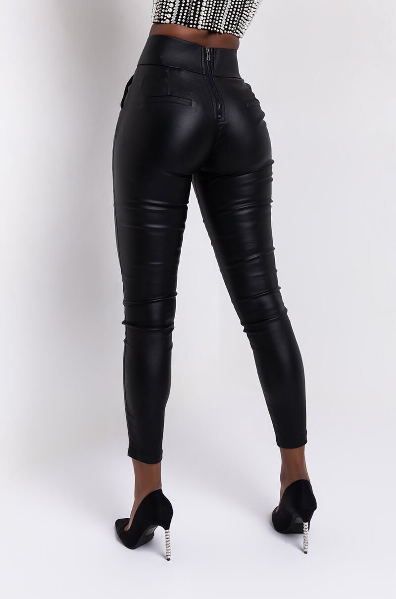 AMMO x AKIRA BIG BOOTY HIGH WAIST PLEATHER PANT WITH 4 WAY STRETCH