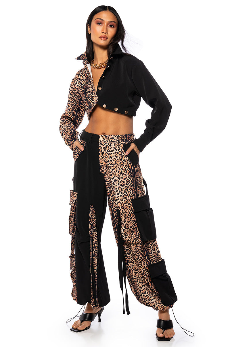 INTO THE JUNGLE BUTTON DOWN CROP BLOUSE